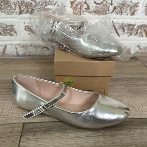 Soda Women's Silver Mary Jane Flats